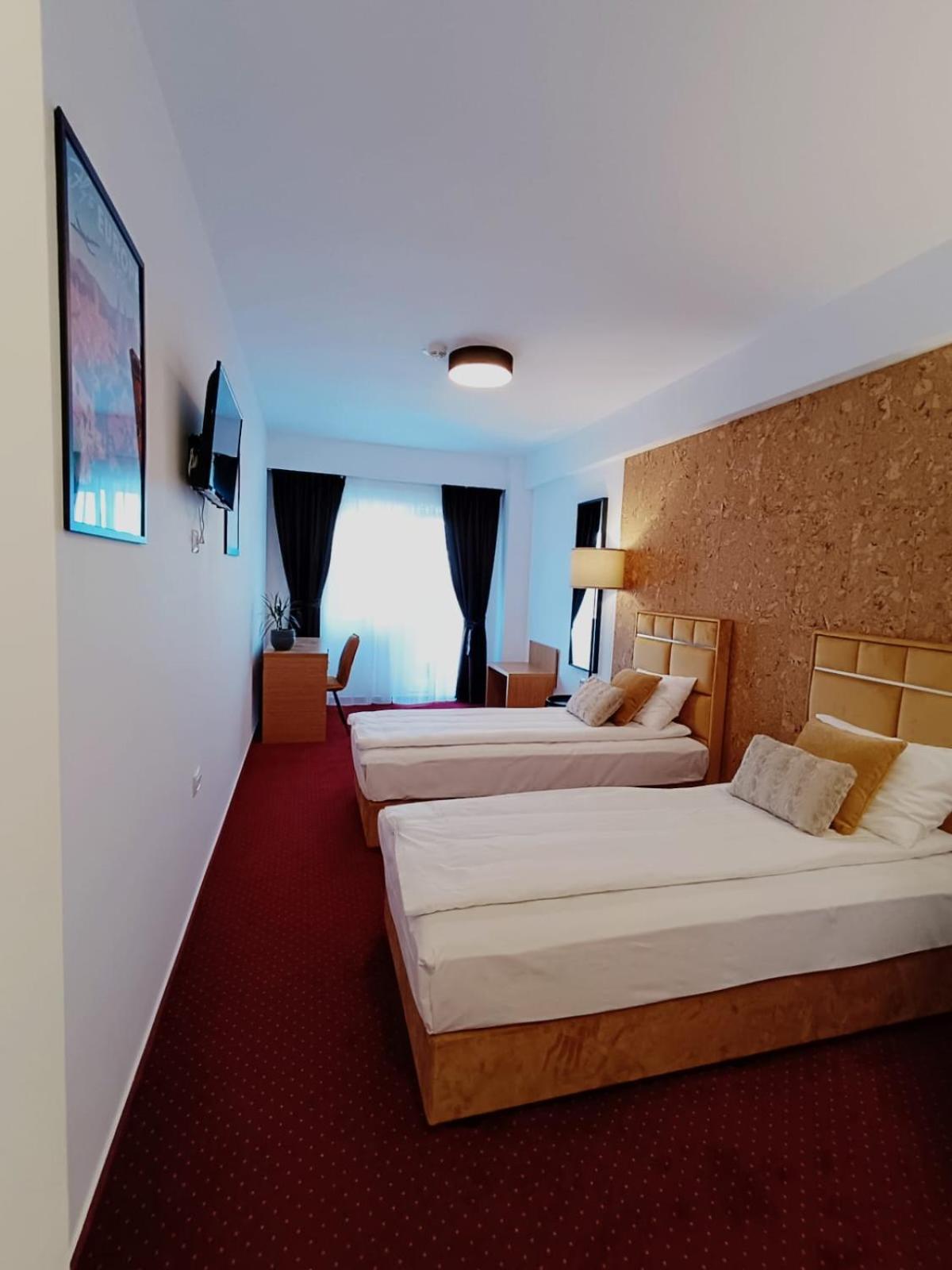 Апарт отель Bucharest Airport Accomodation Отопени Экстерьер фото